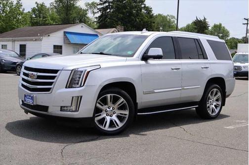 2016 Cadillac Escalade Luxury