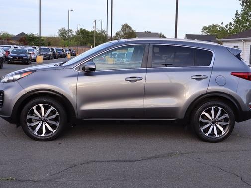 Mineral Silver 2017 Kia Sportage EX AWD