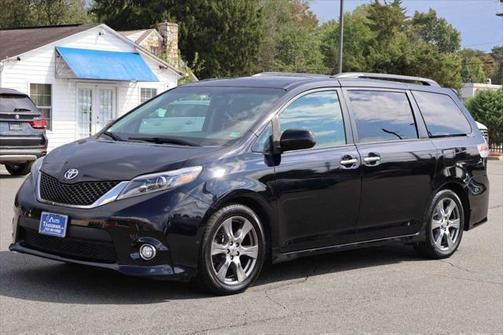 2017 Toyota Sienna SE
