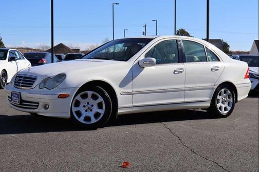 2005 Mercedes-Benz C-Class Luxury