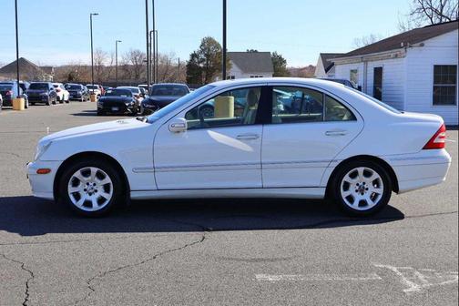 2005 Mercedes-Benz C-Class Luxury