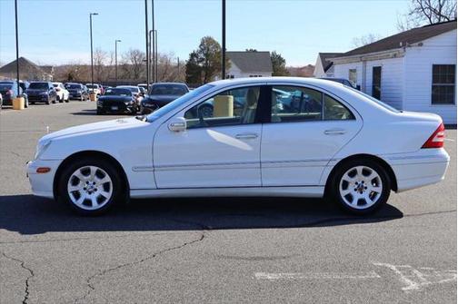 2005 Mercedes-Benz C-Class Luxury