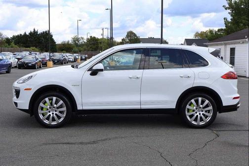 2016 Porsche Cayenne S