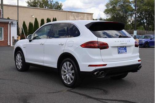 2016 Porsche Cayenne S