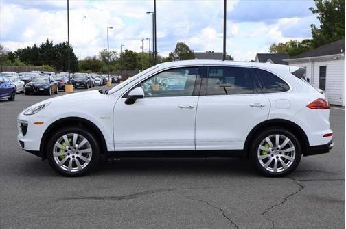 2016 Porsche Cayenne S