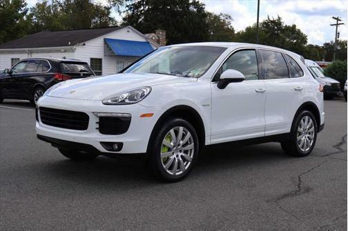 2016 Porsche Cayenne S
