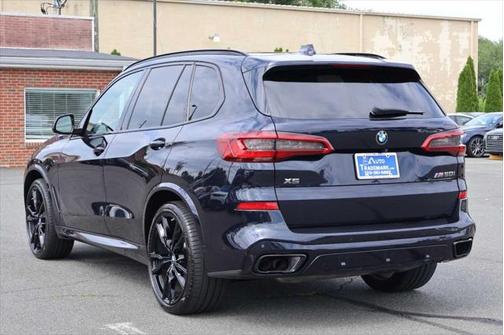 2020 BMW X5 M50i