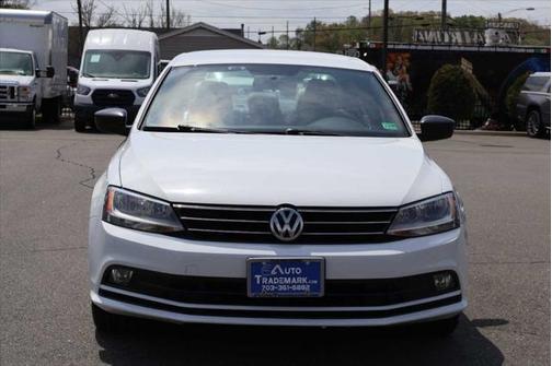 2016 Volkswagen Jetta 1.8T Sport