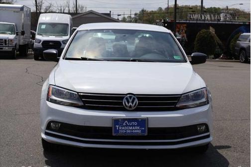 2016 Volkswagen Jetta 1.8T Sport