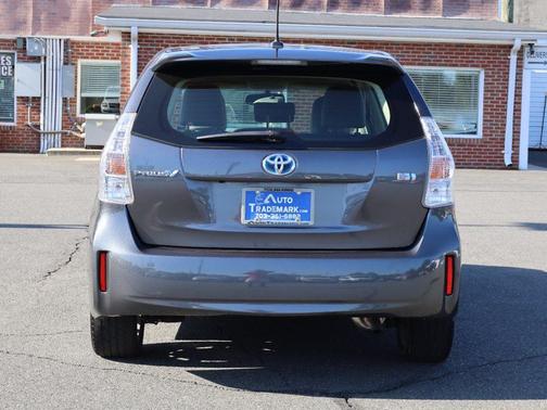 Magnetic Gray Metallic 2014 Toyota Prius v 5dr Wgn Five (Natl)