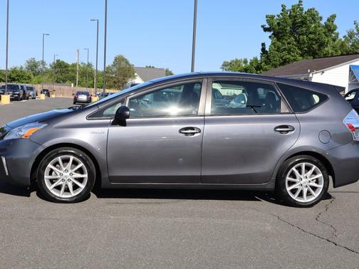 Magnetic Gray Metallic 2014 Toyota Prius v 5dr Wgn Five (Natl)