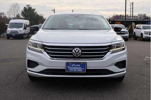 2022 Volkswagen Passat 2.0T Limited Edition