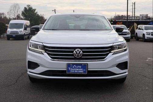 2022 Volkswagen Passat 2.0T Limited Edition