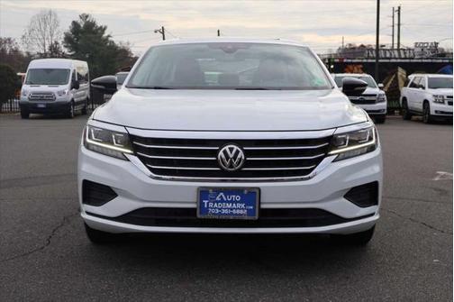 2022 Volkswagen Passat 2.0T Limited Edition