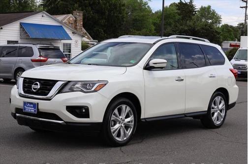 2019 Nissan Pathfinder SL
