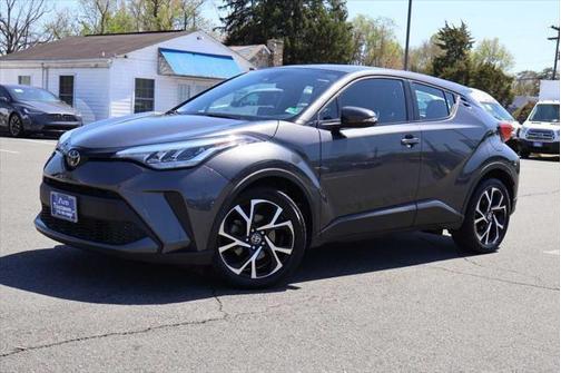 2022 Toyota C-HR XLE