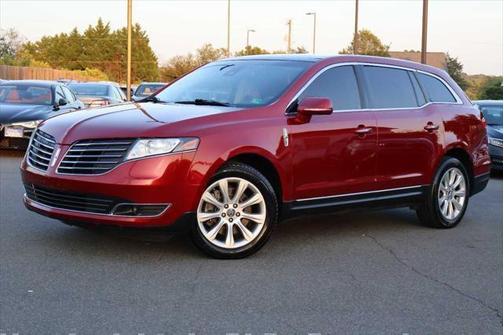 2018 Lincoln MKT Premier