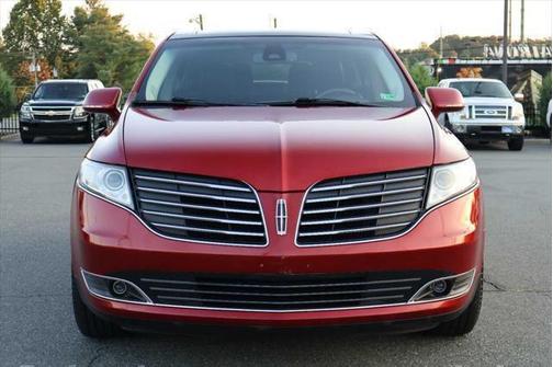 2018 Lincoln MKT Premier