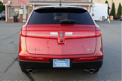 2018 Lincoln MKT Premier