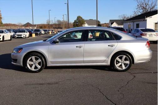2013 Volkswagen Passat 2.5 SE