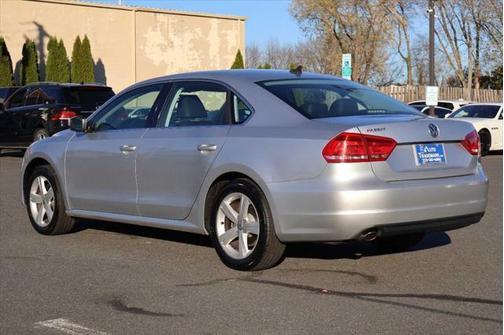 2013 Volkswagen Passat 2.5 SE