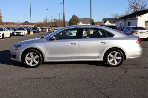 2013 Volkswagen Passat 2.5 SE
