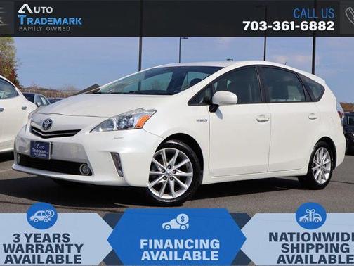 2012 Toyota Prius v 5dr Wgn Five (Natl)