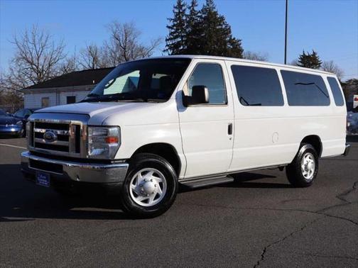 2012 Ford E350 Super Duty XLT