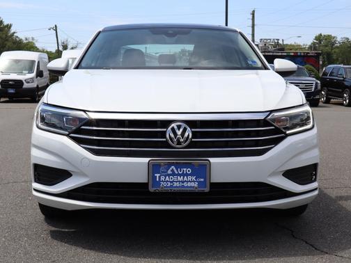 Pure White 2019 Volkswagen Jetta SEL Auto w/SULEV
