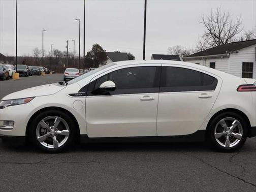 2014 Chevrolet Volt Base
