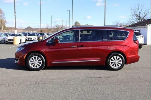 2018 Chrysler Pacifica Touring-L Plus