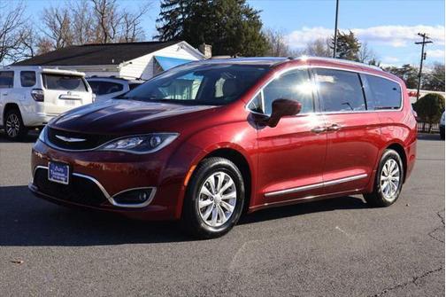 2018 Chrysler Pacifica Touring-L Plus