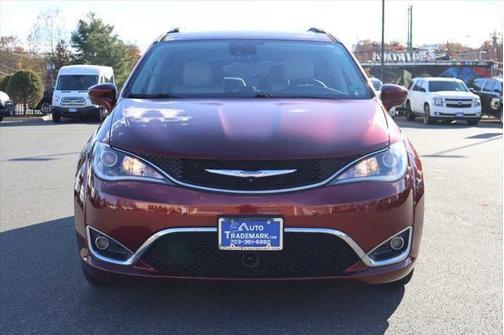 2018 Chrysler Pacifica Touring-L Plus