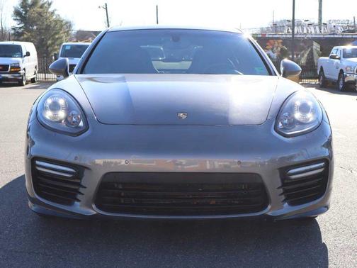 2016 Porsche Panamera GTS