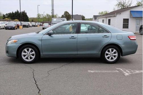2010 Toyota Camry LE