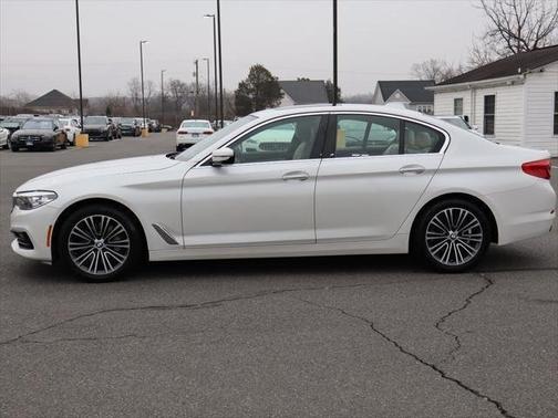 2018 BMW 530 530i xDrive Sedan