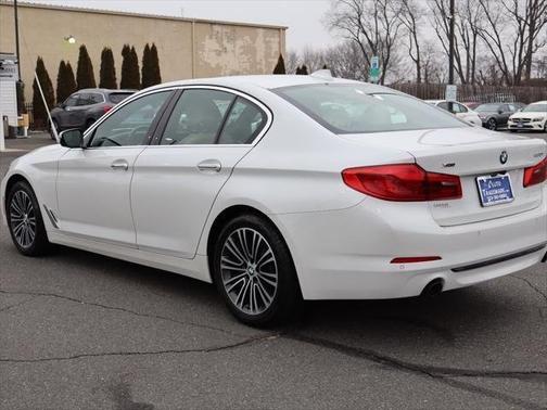2018 BMW 530 530i xDrive Sedan