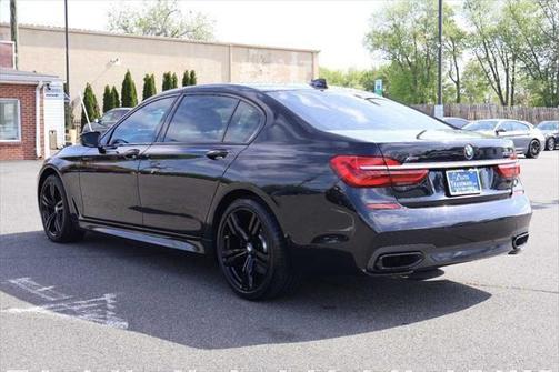 2017 BMW 750 i xDrive