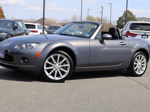 Highland Green Mica 2008 Mazda MX-5 Miata 2dr Conv PRHT Auto Touring