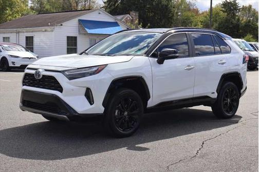 2023 Toyota RAV4 Hybrid SE