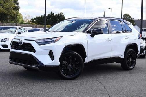 2023 Toyota RAV4 Hybrid SE