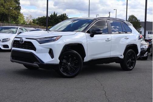 2023 Toyota RAV4 Hybrid SE