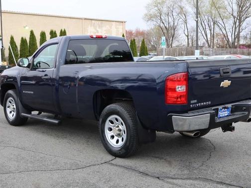 2011 Chevrolet Silverado 1500 4WD Reg Cab 133.0" Work Truck