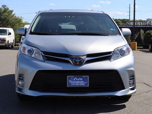 Celestial Silver Metallic 2020 Toyota Sienna XLE AWD 7-Passenger (Natl)