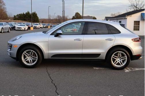 2018 Porsche Macan Base