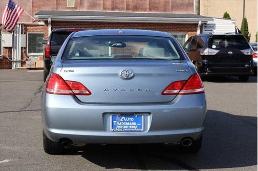 2010 Toyota Avalon Limited