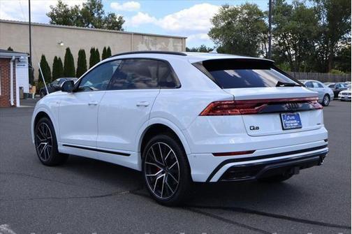2023 Audi Q8 55 Premium Plus
