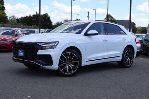 2023 Audi Q8 55 Premium Plus
