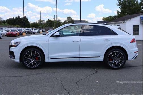 2023 Audi Q8 55 Premium Plus