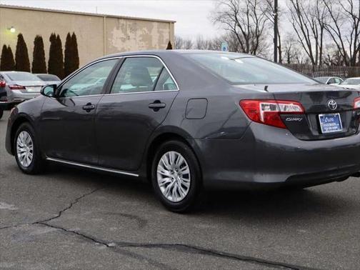 2013 Toyota Camry LE